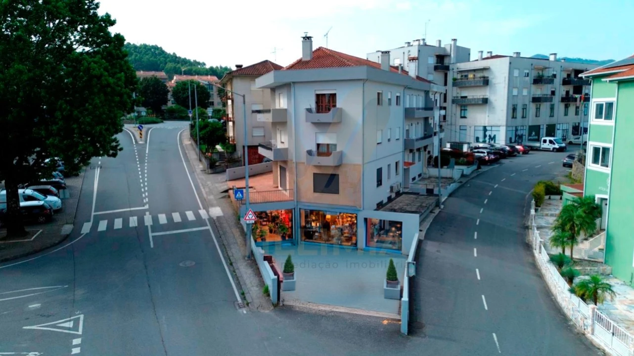 Armazém para Venda em Arca e Ponte de Lima Foto 1