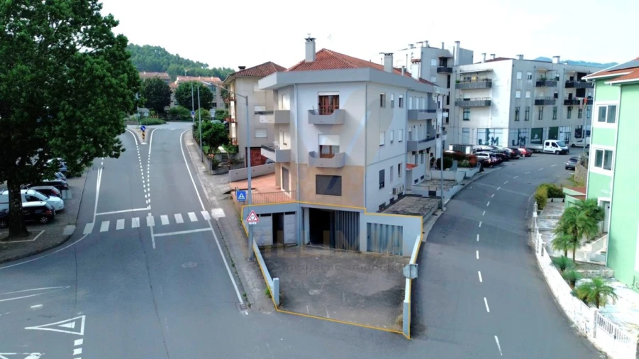 Armazém para Venda em Arca e Ponte de Lima Foto 4