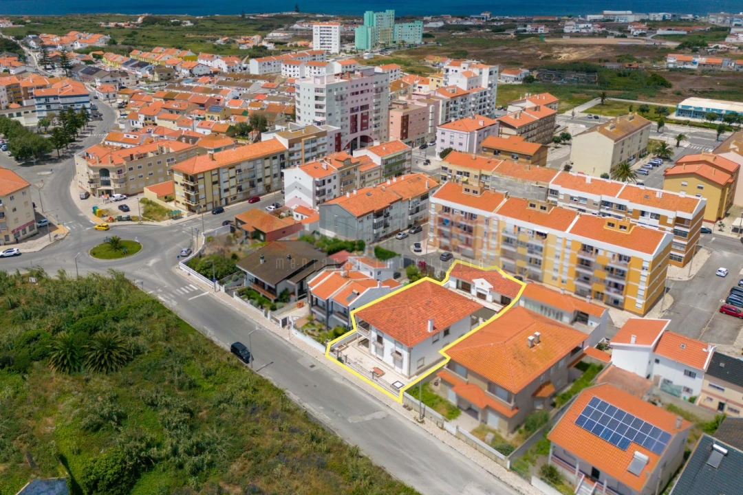 Moradia T5 para Venda em Peniche Foto 4