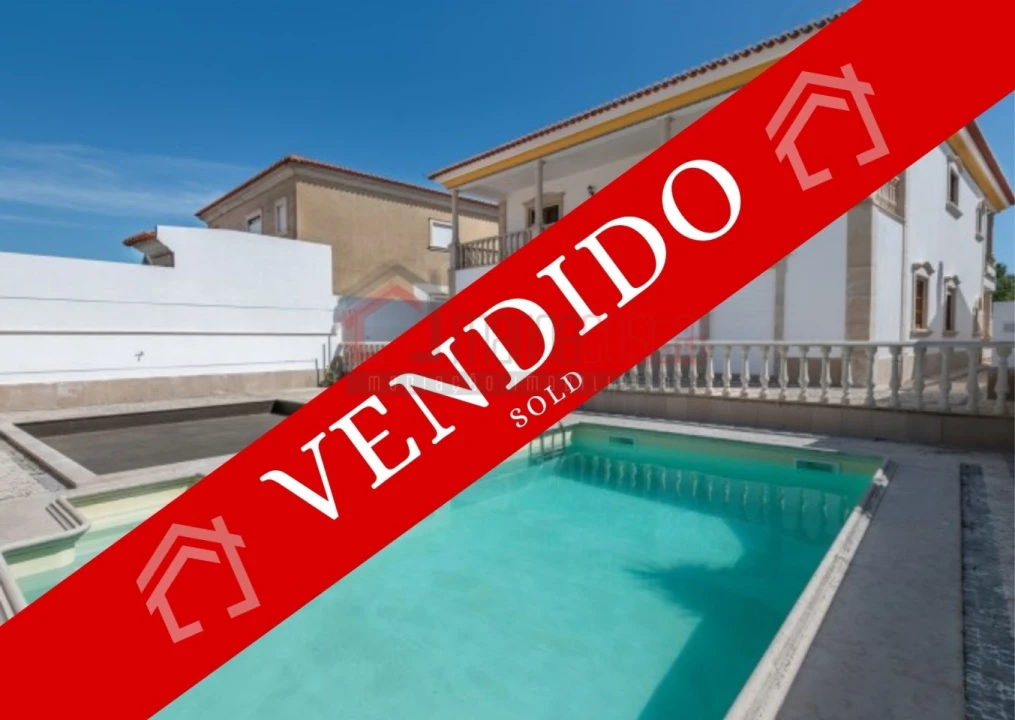 Moradia T5 para Venda em Peniche Foto 1