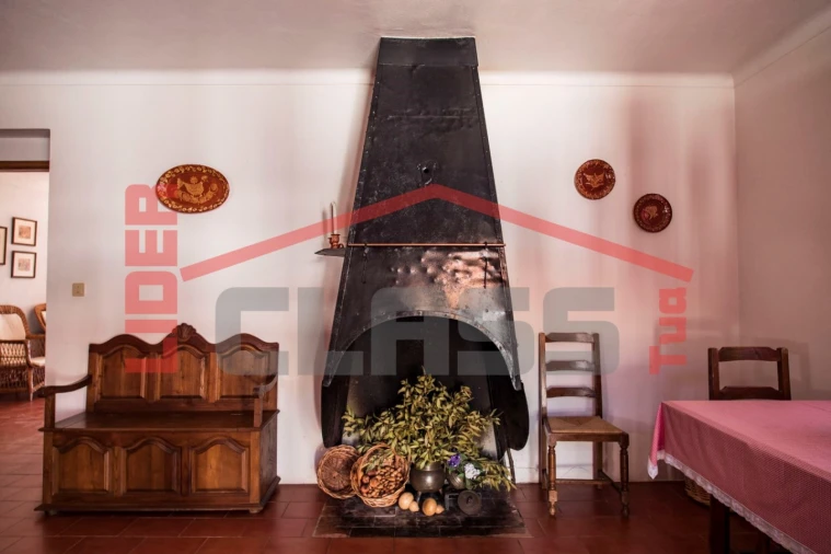 Quinta T4 para Venda em Meirinhos Foto 13