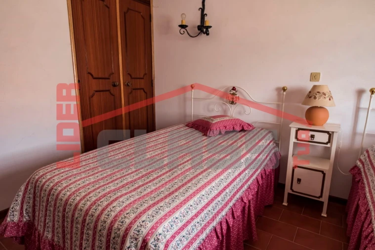 Quinta T4 para Venda em Meirinhos Foto 16