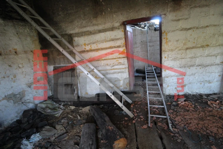 Moradia T2 para Venda em Suçães Foto 19