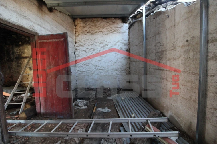 Moradia T2 para Venda em Suçães Foto 15