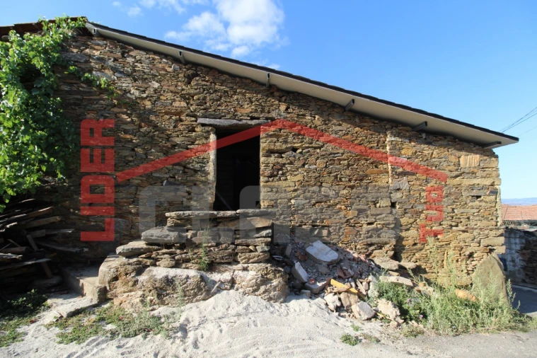 Moradia T2 para Venda em Suçães