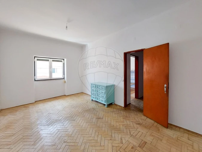 Moradia T5 para Venda em Golegã Foto 5