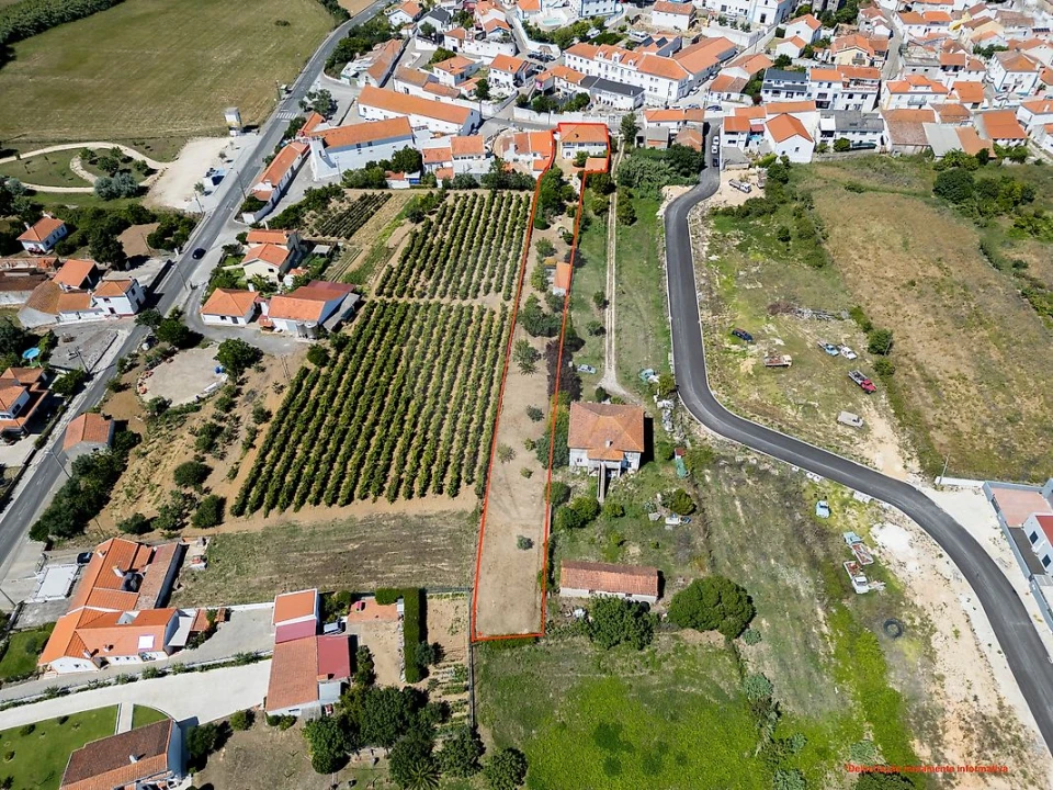 Moradia T4 para Venda em Maxial e Monte Redondo Foto 5