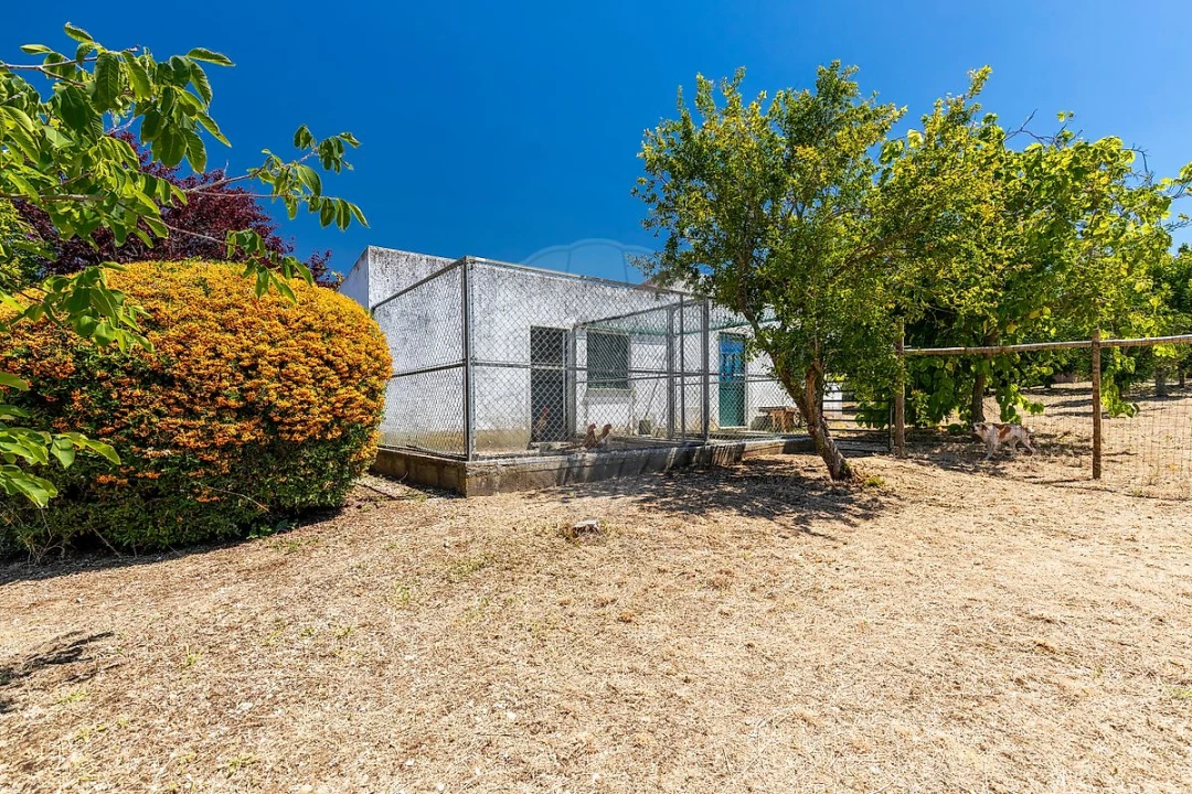 Moradia T4 para Venda em Maxial e Monte Redondo Foto 9