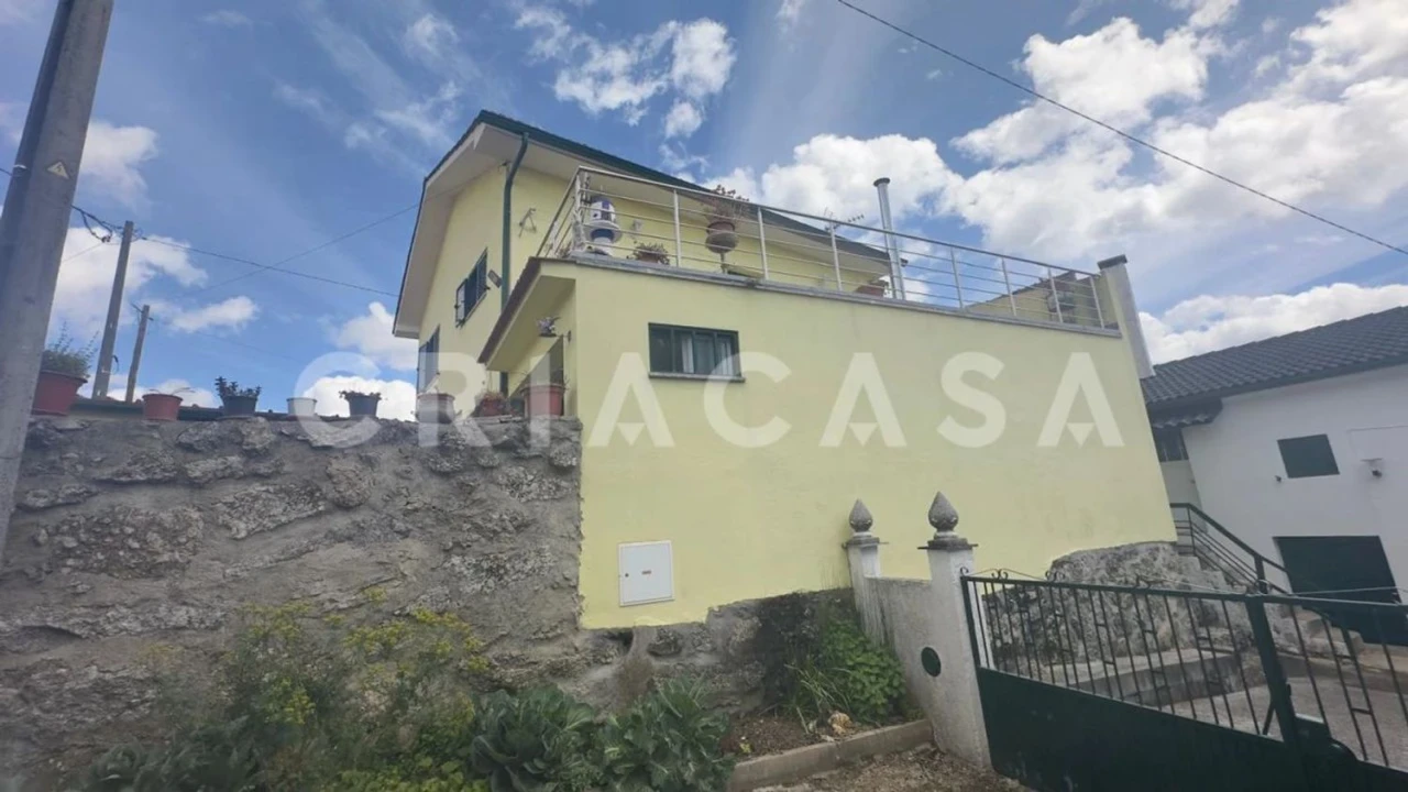 Moradia T2 para Venda em São Pedro de France Foto 30