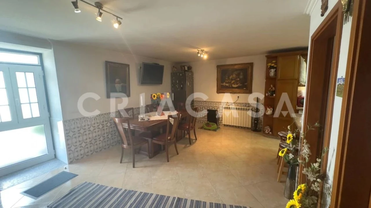 Moradia T2 para Venda em São Pedro de France Foto 3