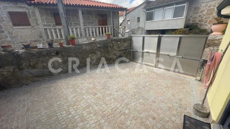 Moradia T2 para Venda em São Pedro de France Foto 25