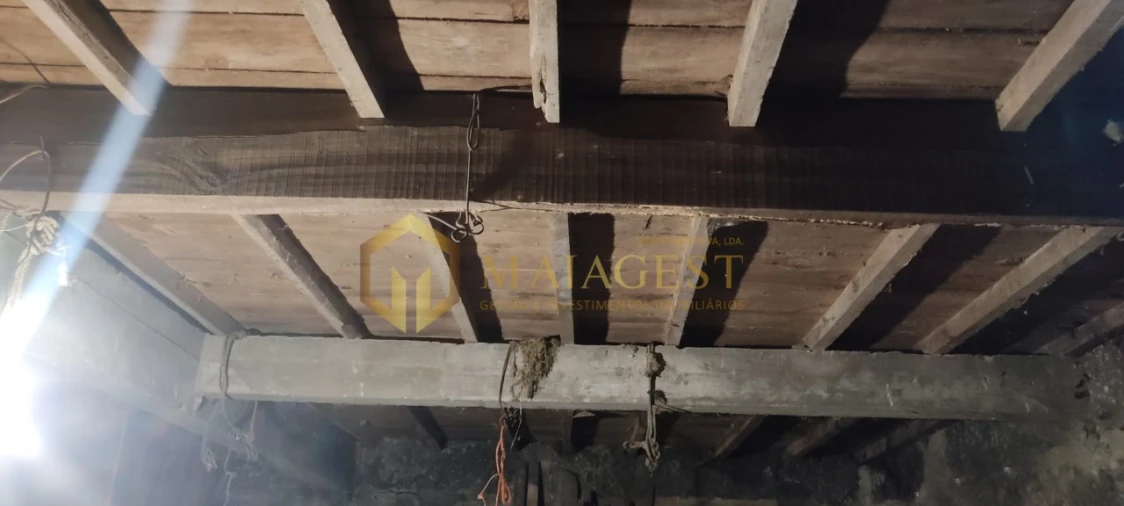 Quinta T5 para Venda em Gestaço Foto 18