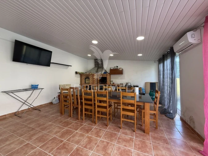 Moradia T3 para Venda em Abrã Foto 8