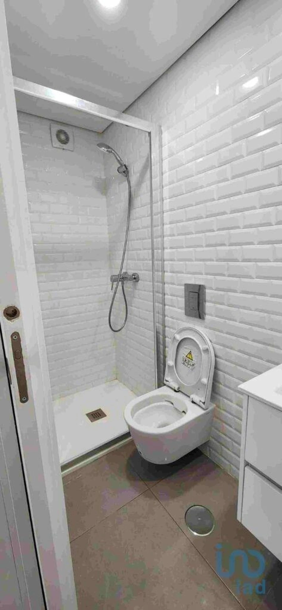 Prédio para Venda em Subportela, Deocriste e Portela Susã Foto 12