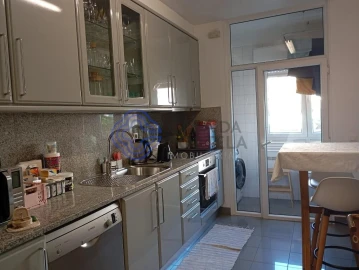 Apartamento T3 para Venda em Santa Marinha e São Pedro da Afurada