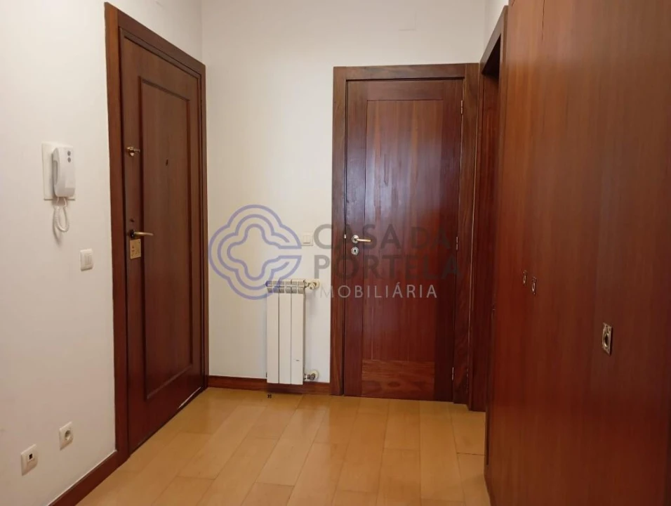Apartamento T3 para Venda em Santa Marinha e São Pedro da Afurada Foto 4