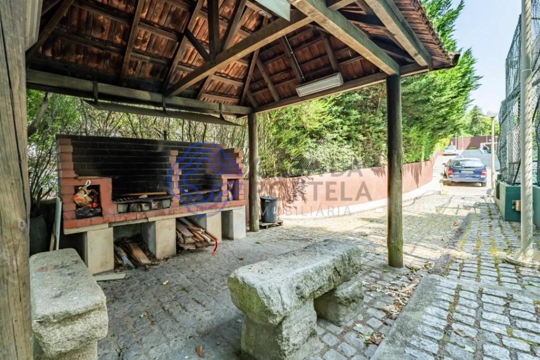 Apartamento T3 para Venda em Lordelo do Ouro e Massarelos Foto 4