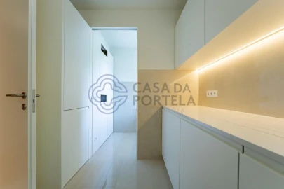 Apartamento T3 para Venda em Lordelo do Ouro e Massarelos
