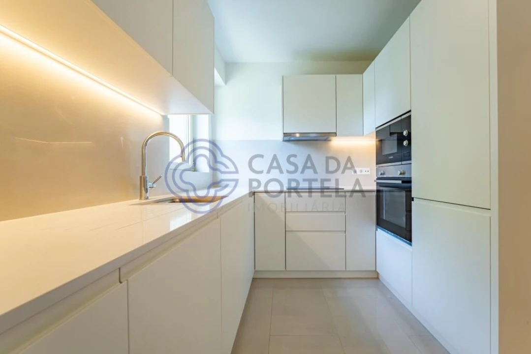 Apartamento T3 para Venda em Lordelo do Ouro e Massarelos Foto 40