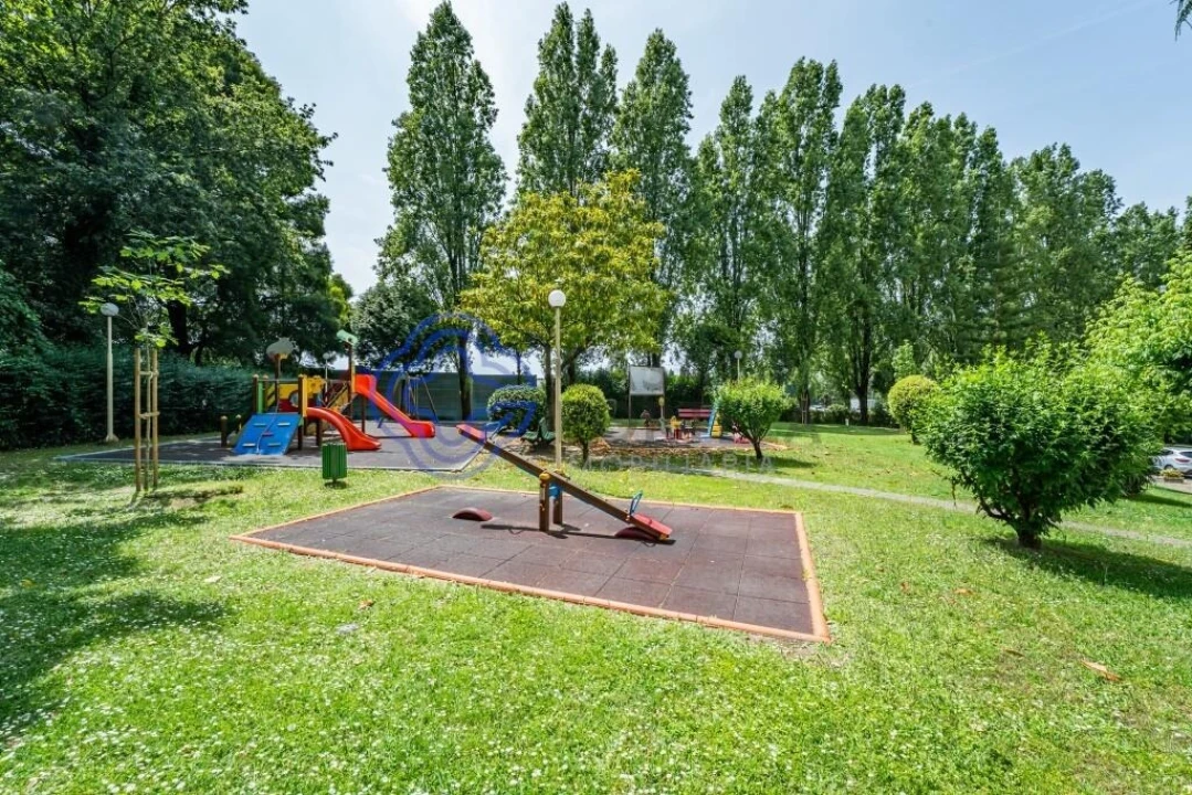 Apartamento T3 para Venda em Lordelo do Ouro e Massarelos Foto 8