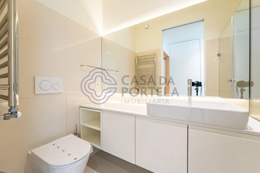 Apartamento T3 para Venda em Lordelo do Ouro e Massarelos Foto 18