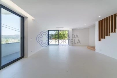 Moradia T3 para Venda em Arouca e Burgo