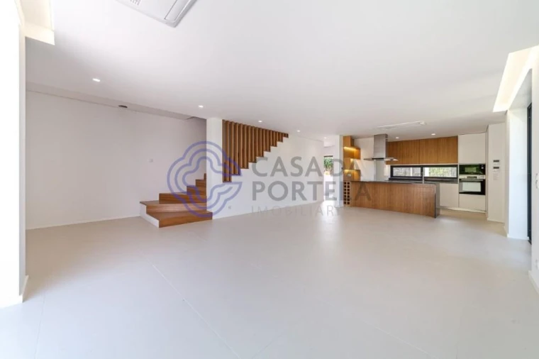 Moradia T3 para Venda em Arouca e Burgo Foto 7