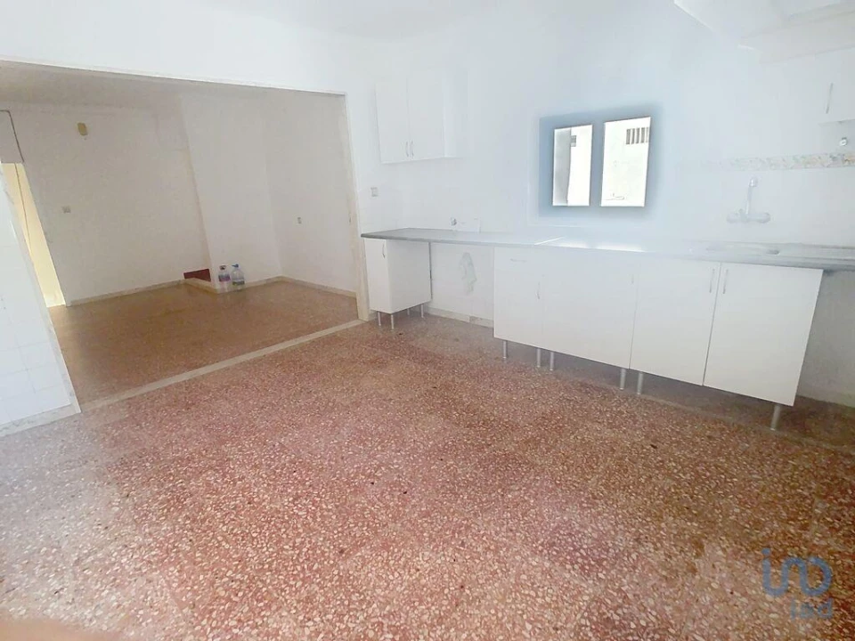 Apartamento T2 para Venda em Borba (Matriz) Foto 7