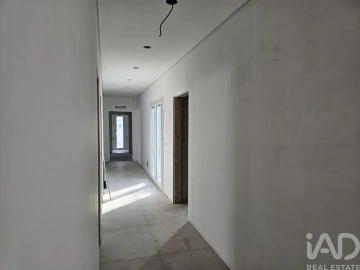 Moradia T4 para Venda em Nadadouro