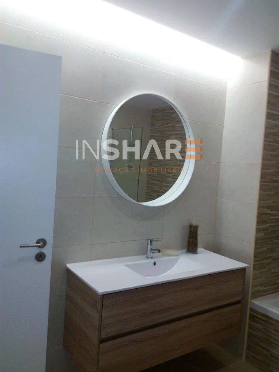 Moradia T3 para Venda em Vila de Prado Foto 15