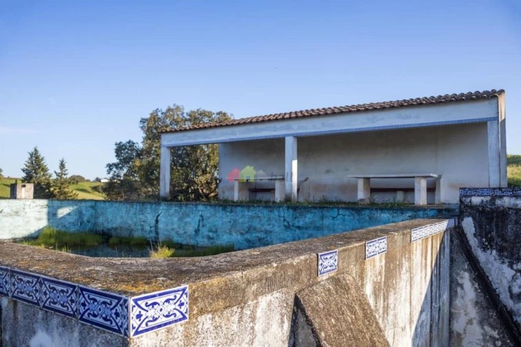 Quinta T4 para Venda em Serpa (Salvador e Santa Maria) Foto 29