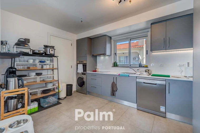 Apartamento T4 para Venda em Ferragudo Foto 7