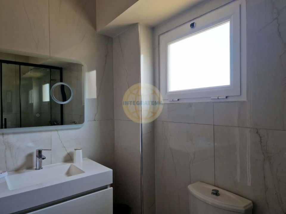 Moradia T3 para Venda em Alfeizerão Foto 12