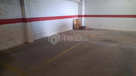 Apartamento T2 para Venda em Santo António dos Cavaleiros e Frielas