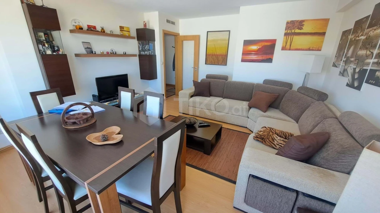 Apartamento T2 para Venda em Santo António dos Cavaleiros e Frielas Foto 1