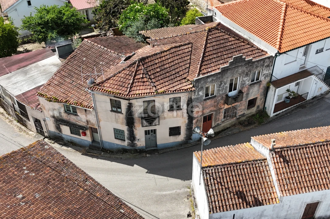 Moradia T4 para Venda em Pampilhosa Foto 7