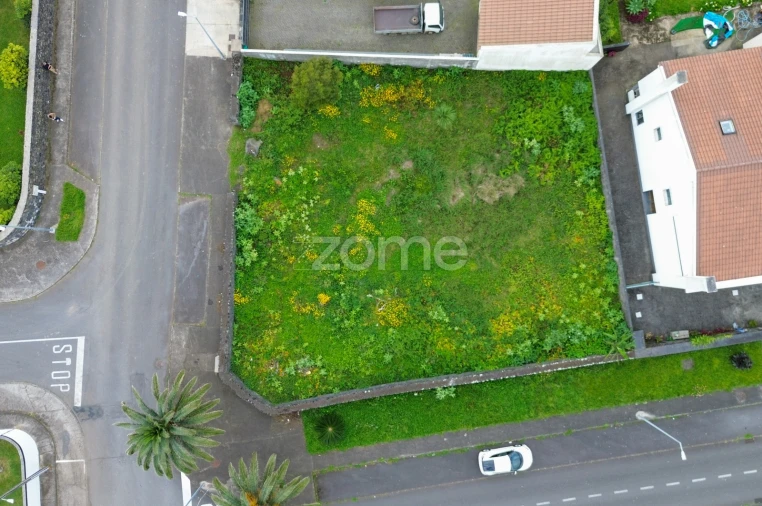 Terreno para Venda em Pico da Pedra Foto 6