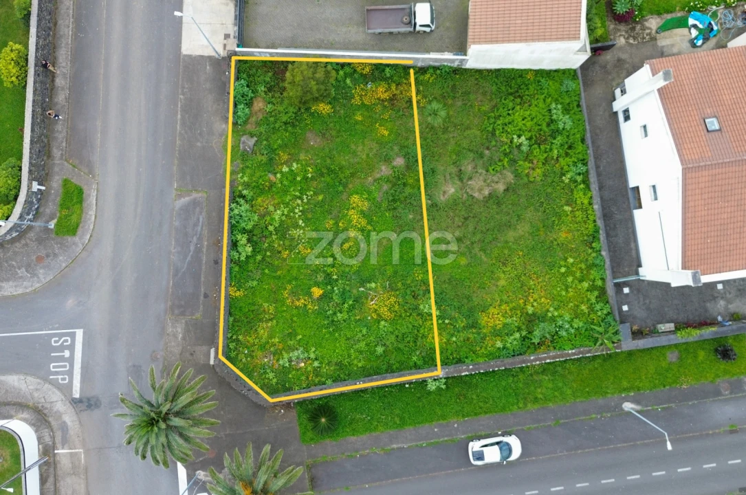 Terreno para Venda em Pico da Pedra Foto 4