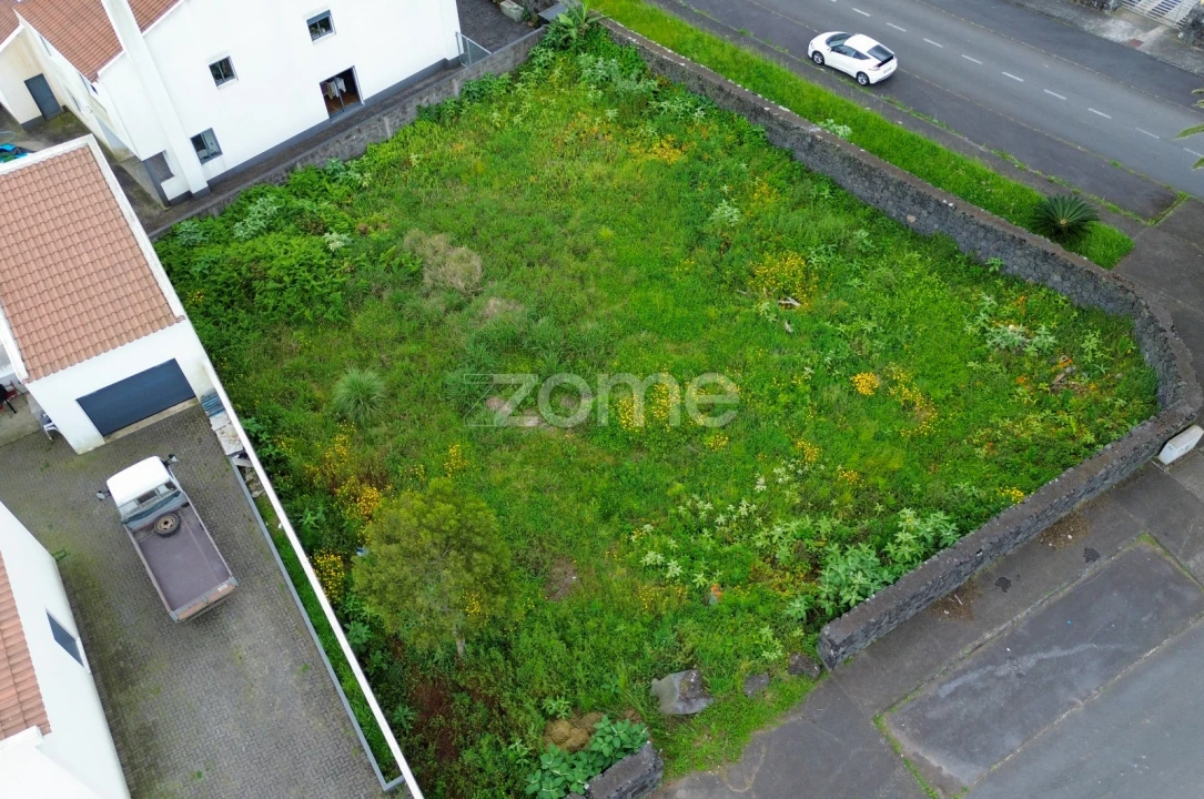 Terreno para Venda em Pico da Pedra Foto 8