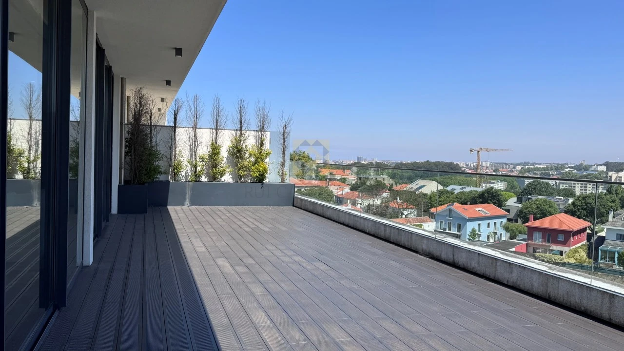 Apartamento T4 para Venda em Aldoar, Foz do Douro e Nevogilde Foto 2