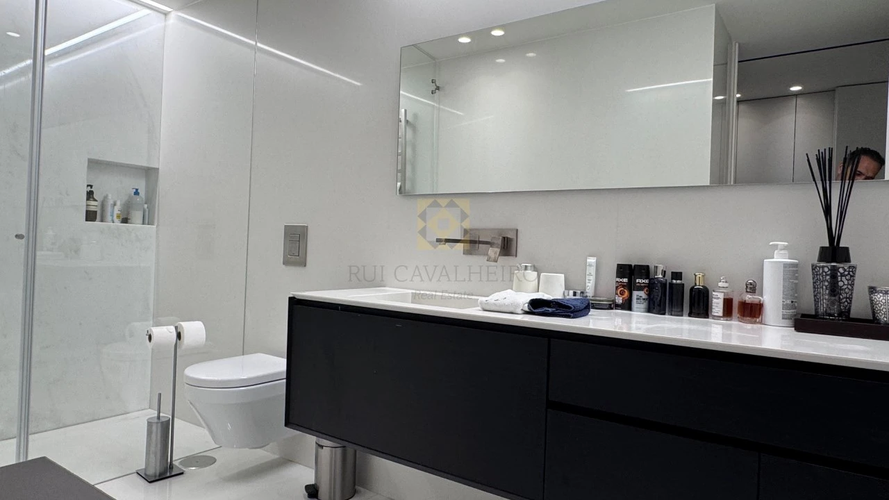 Apartamento T4 para Venda em Aldoar, Foz do Douro e Nevogilde Foto 29