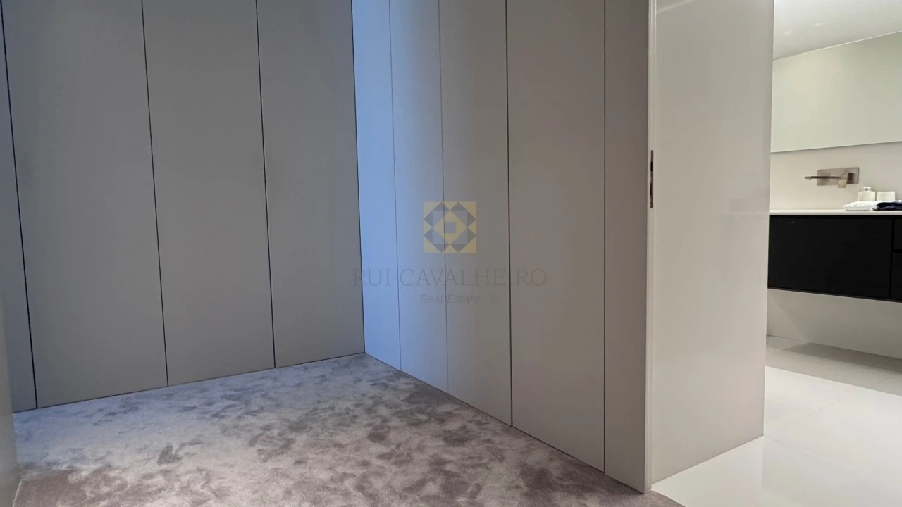 Apartamento T4 para Venda em Aldoar, Foz do Douro e Nevogilde Foto 30