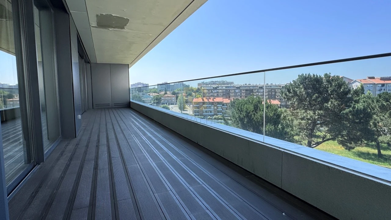 Apartamento T4 para Venda em Aldoar, Foz do Douro e Nevogilde Foto 40