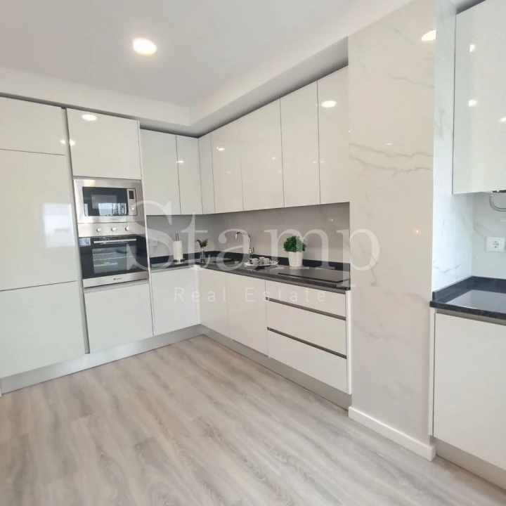 Apartamento T3 para Venda em São Vicente Foto 5