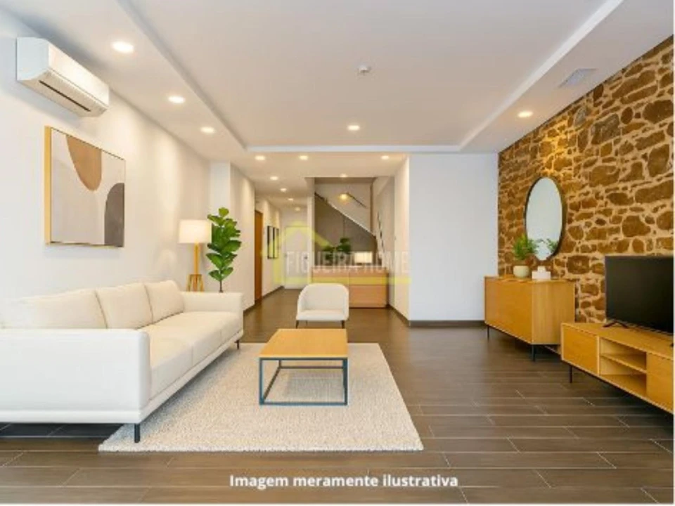 Prédio para Venda em Buarcos Foto 4