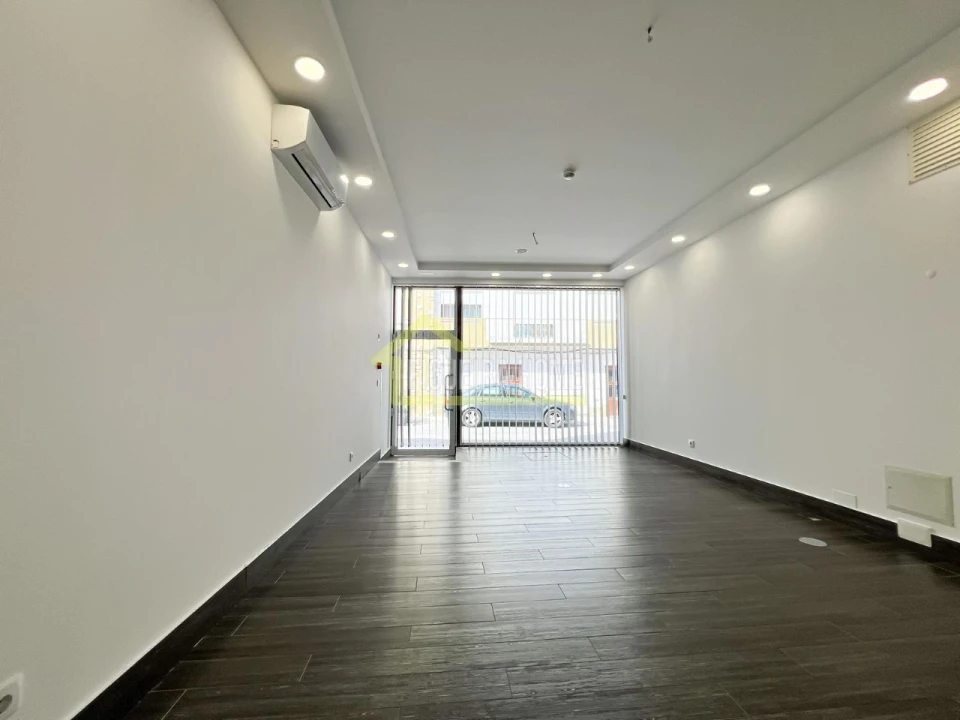 Prédio para Venda em Buarcos Foto 22