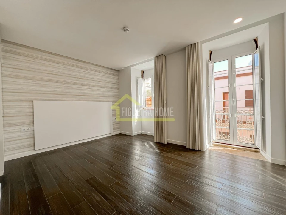 Prédio para Venda em Buarcos Foto 44