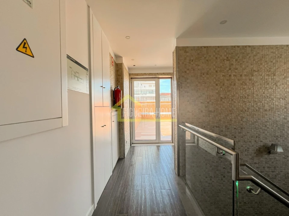 Prédio para Venda em Buarcos Foto 57