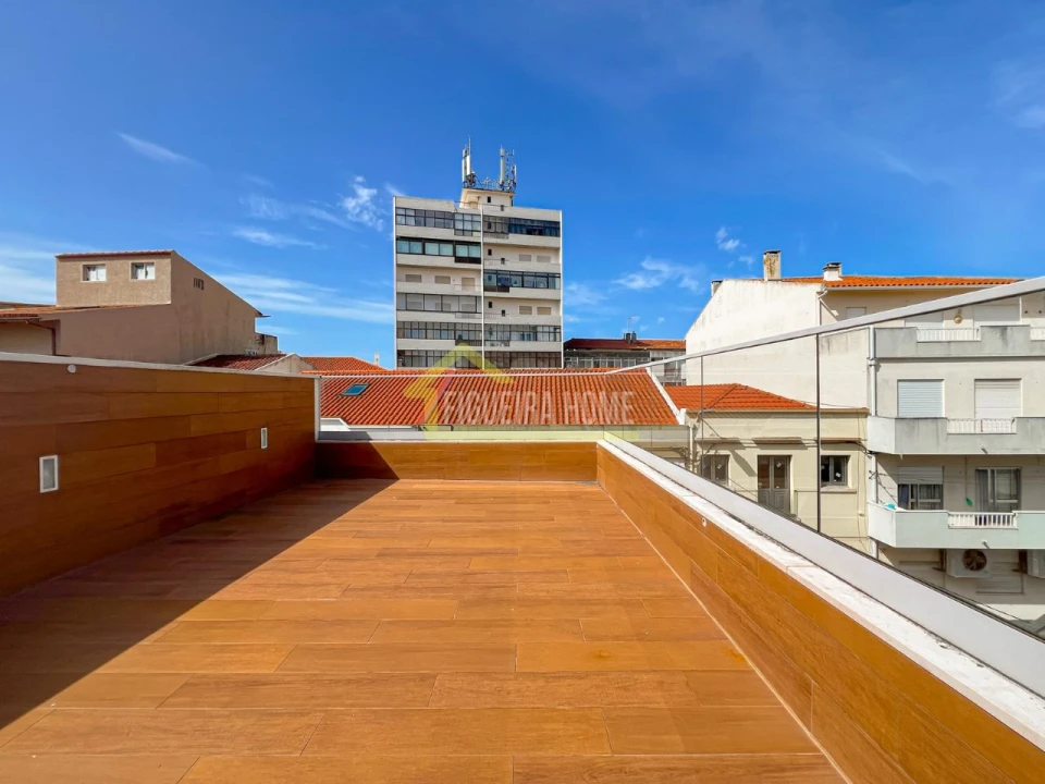 Prédio para Venda em Buarcos Foto 58