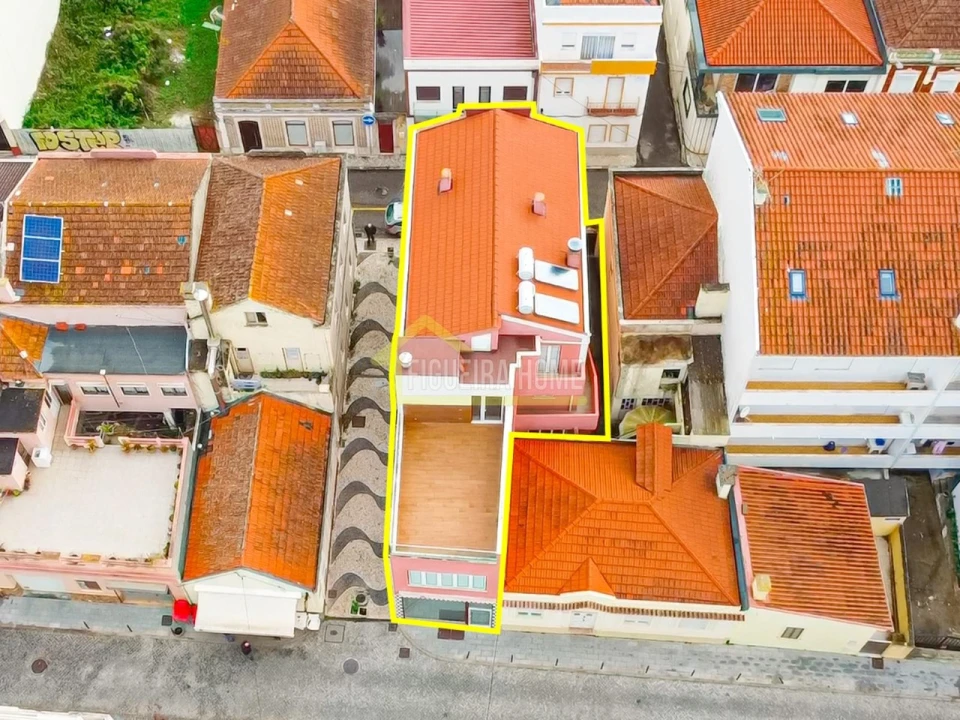 Prédio para Venda em Buarcos Foto 14